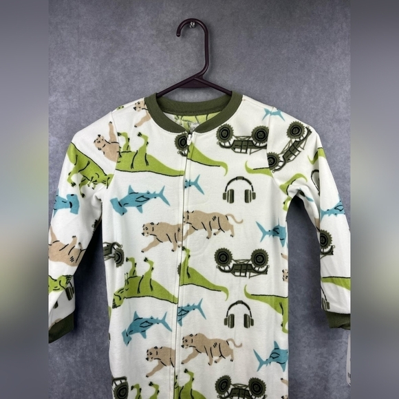 Carter’s boys dino zippered footie pajamas Size 5 - Picture 3 of 9